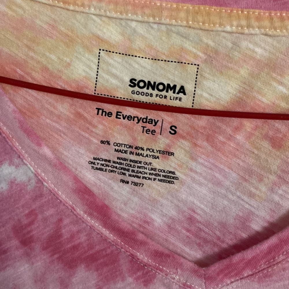 ⭐️💥☀️🌈free with purchase of another item in closet. Woman’s Sonoma - Picture 2 of 2